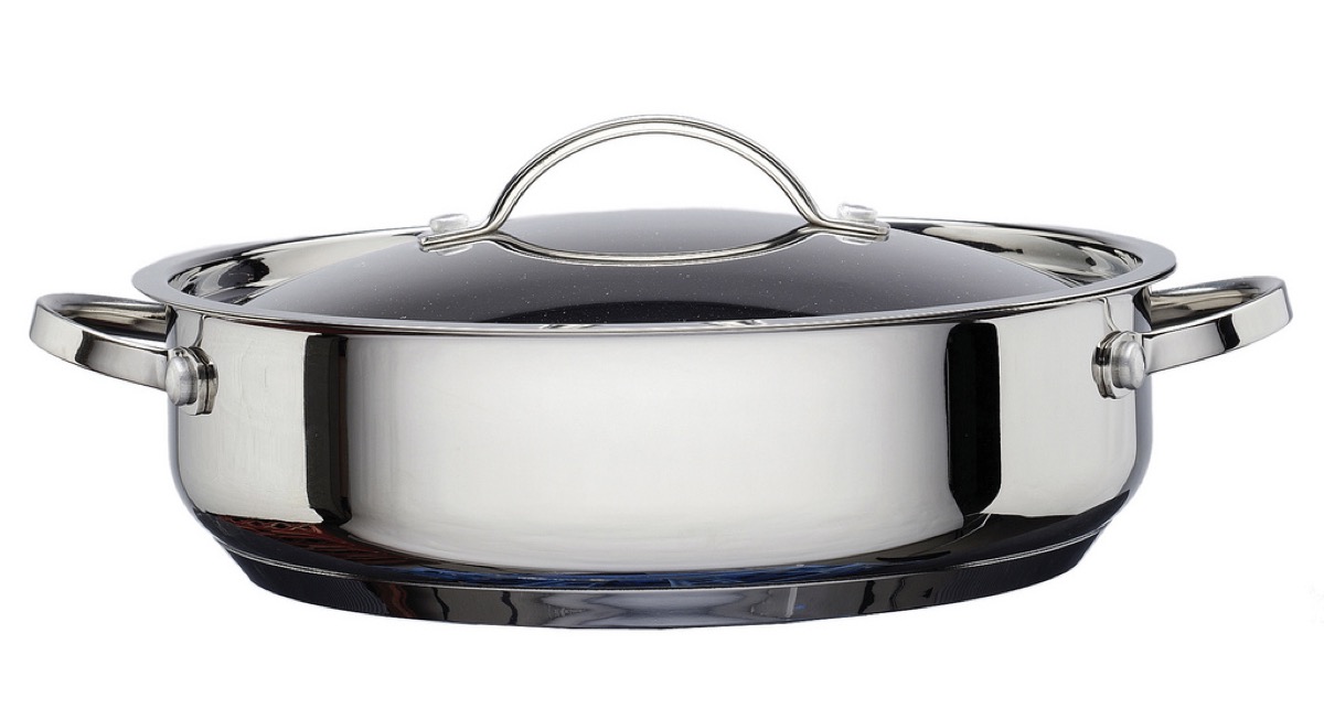Cinq poêles essentielles